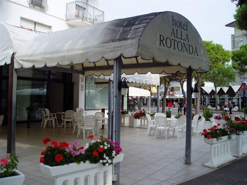Hotel Alla Rotonda Jesolo Extérieur photo